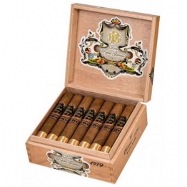 Don Pepin Garcia Serie JJ Selectos Robusto