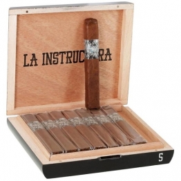 La Instructora Box Pressed №5