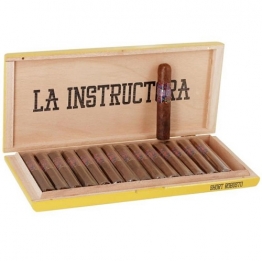 La Instructora Perfection Short Robusto