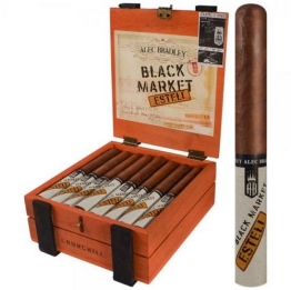 Alec Bradley Black Market Esteli Churchills