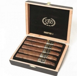 La Flor Dominicana Chapter One Box Press Chisel