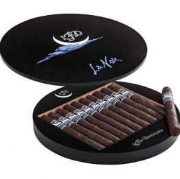 La Flor Dominicana La Nox Toro