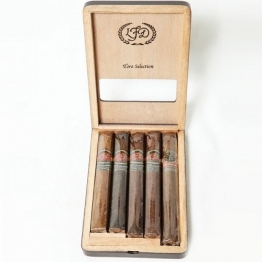 La Flor Dominicana Sampler Toro