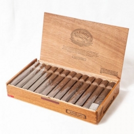 Padron Series 7000 Maduro