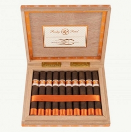 Rocky Patel Cigar Smoking World Championship Mareva