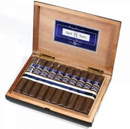 Rocky Patel Vintage 2003 Cameroon Six by Sixty