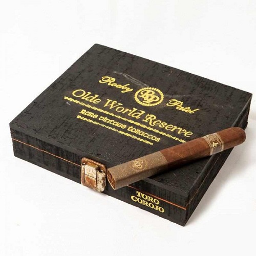 Rocky Patel Vintage 1980 Old World Reserve Toro Corojo