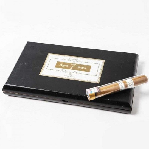 Rocky Patel Vintage 1999 Robusto Tubos