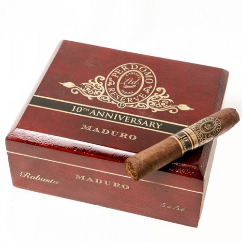 Perdomo Reserve 10 years Anniversary Robusto Maduro